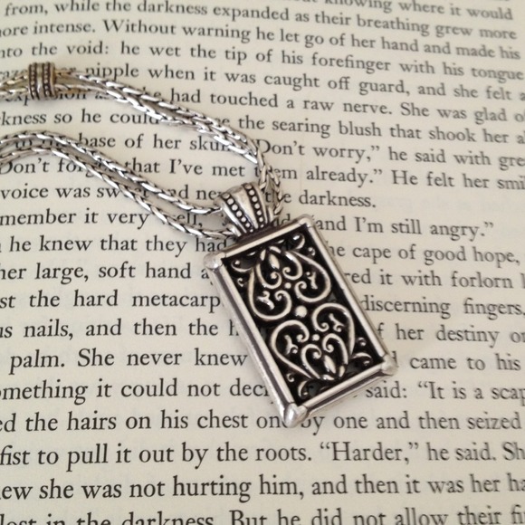 Unique silver necklace