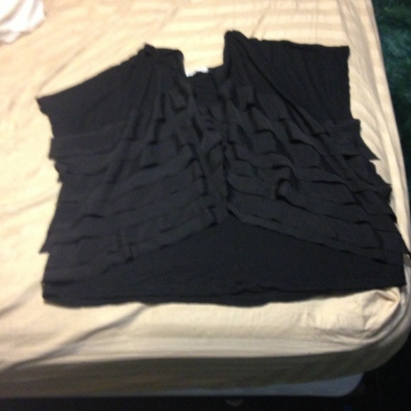 Black shirt