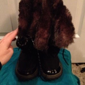 Bundle RESERVED!! Boots and Scarf and Hat Set