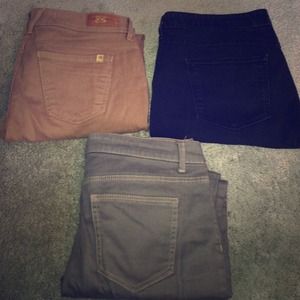 BUNDLE 📦!! 3 different color jeans!