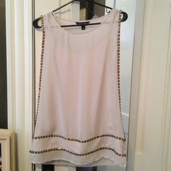****SOLD***Rock and republic tank.
