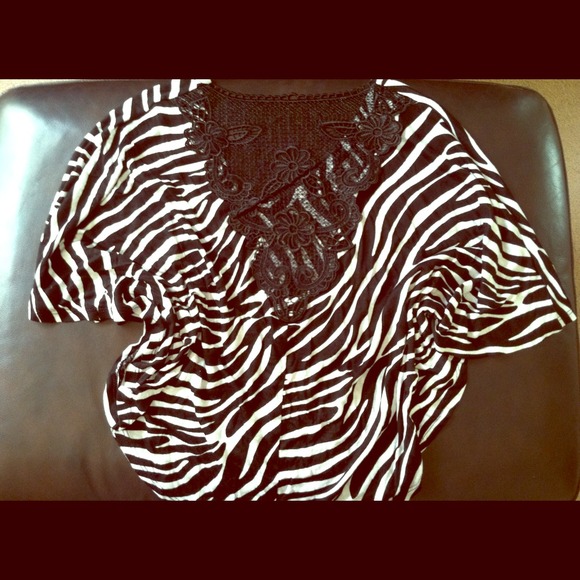 Zebra Top - Picture 1 of 4