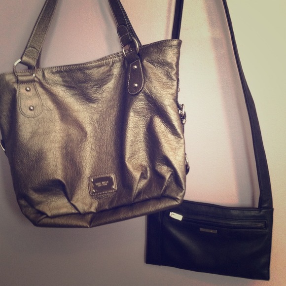 BUNDLE 📦!!! Nine West leather purse&satchel!!