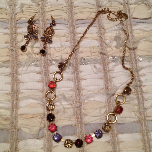 Set of necklace and matching earrings from Pilgrim