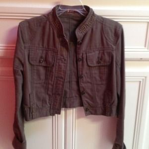 Military style cropped jacket.