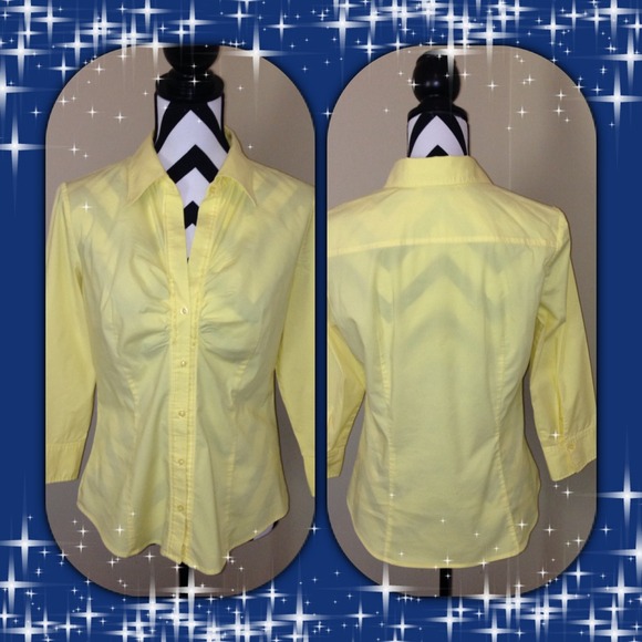 BundledπHOST PICK 10/10πYellow NY&CO top - Picture 2 of 2