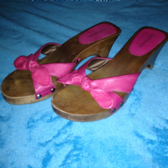 Candie's Wooden Pump 8.5