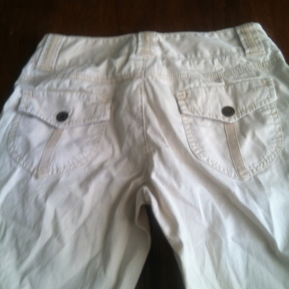 Express khaki capris - Picture 3 of 3