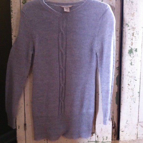 Gray sweater