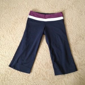 Lululemon cropped