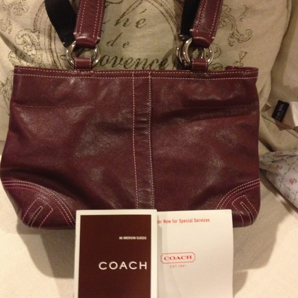 Like new pocket tote burgundy color. - Picture 4 of 4