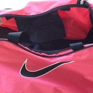 REDUCED - NIKE Gym Bag
