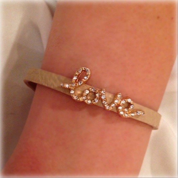 Beige Magnetic 'Love' Bracelet