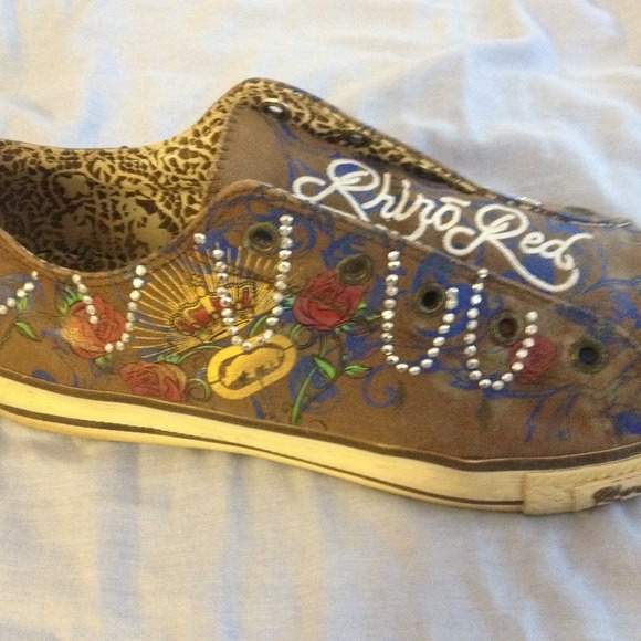 Shoes - Picture 2 of 2