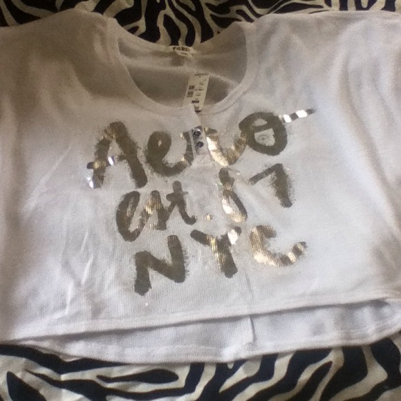 Small crop half top new with tags never worn - Picture 1 of 2