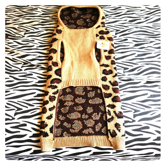 Moochie & Co leopard dog hoodie!!