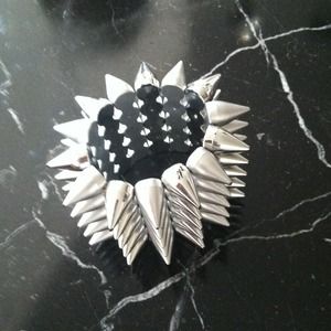Spike BRACELET
