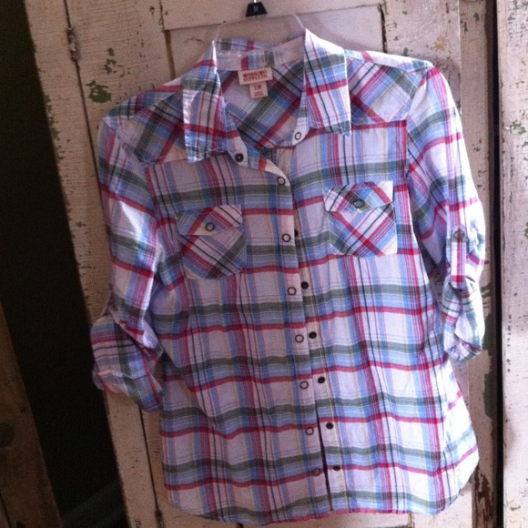 mossimo Tops - Plaid button up
