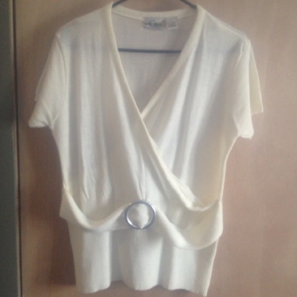 Off white top size 2X