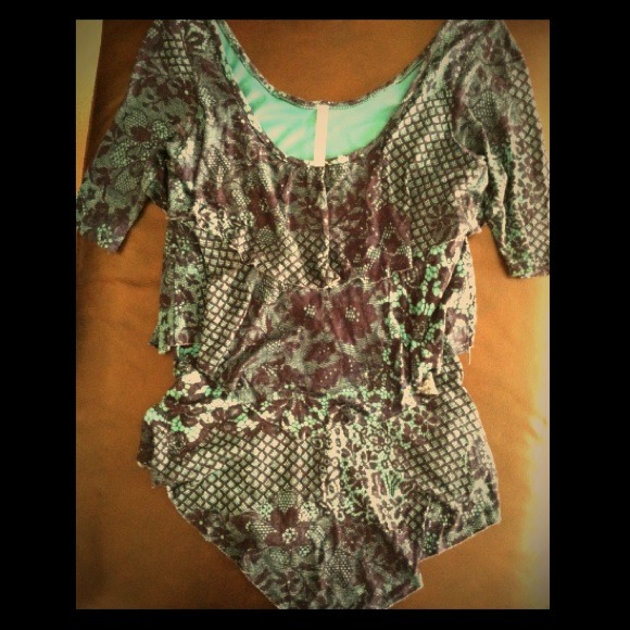 Vintage Pattern Top - Picture 1 of 1