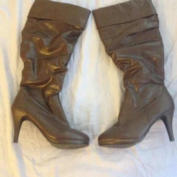 Brown boots