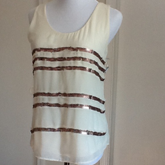 SOLD! BNWT Ivory/Gold Sheer Doubled Sleeveless Top - Picture 4 of 4