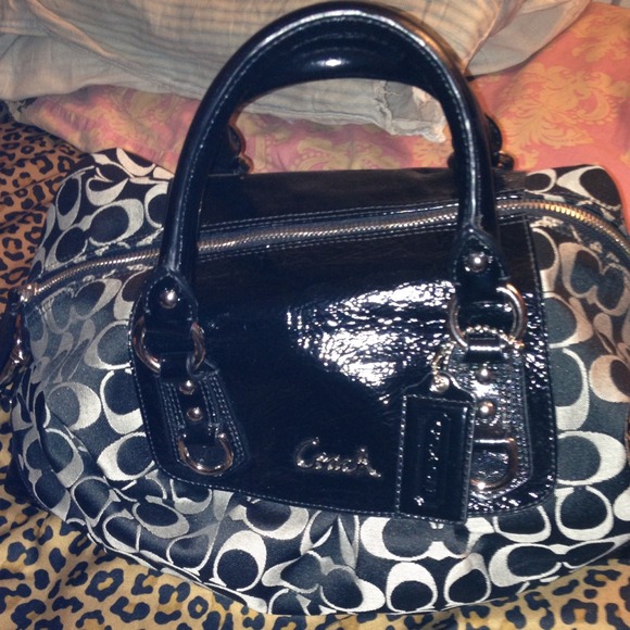 🎉SOLD🎉🎉 - Picture 2 of 3