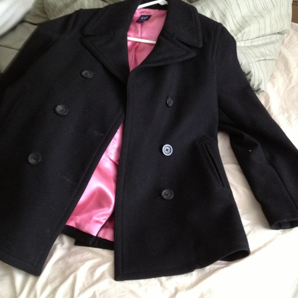 Black Gap Pea coat. (Winter Coat) - Picture 1 of 4