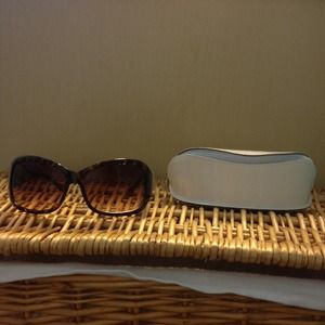 ☀ Jessica Simpson J291Sunglasses ☀