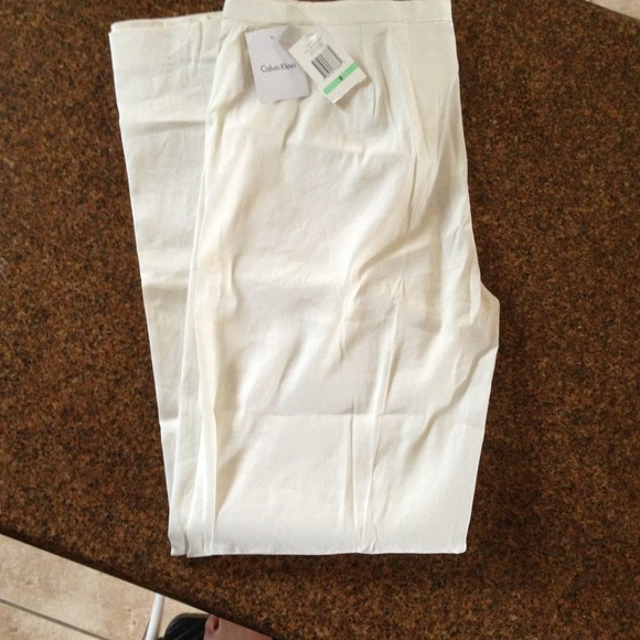 Calvin Klein NWT Classic White Slacks