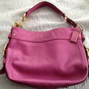 Coach medium purse leather.