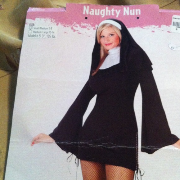 Naughty Nun costume on HOLD❗❗❗