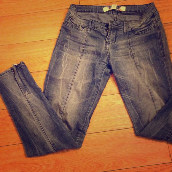 Charlotte Russe jeans size 2