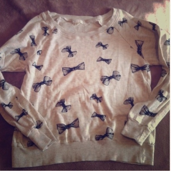 Trade for @jujufbaby for Victoria's Secret hoodie