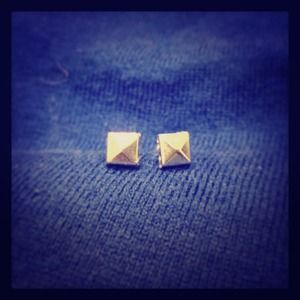 8th Wonder of the World post earrings