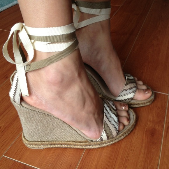 Marc Jacobs espadrille wedges with ankle tie - Picture 2 of 4