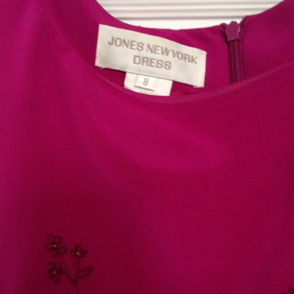 Beautiful beaded dress - Picture 3 of 3