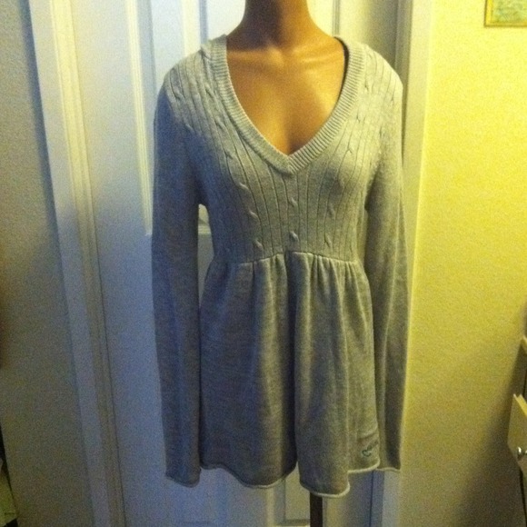 ❌SOLD/Traded @jennifer721 Grey Roxy SwtrTop w Hood