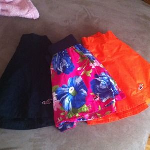 XS hollister skirts