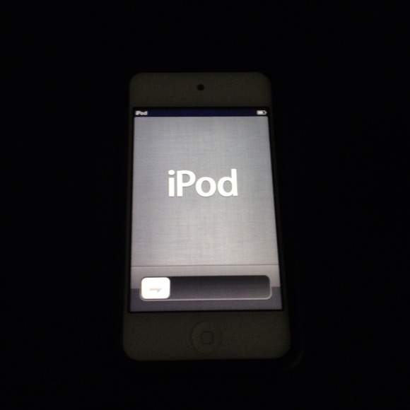 Other - 🎉REDUCED🎉 iPod Touch 4th generation 8GB