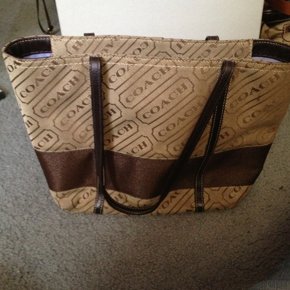 SOLD* coach tote