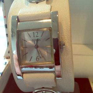 🎀REDUCED🎀Guess watch white leather strap