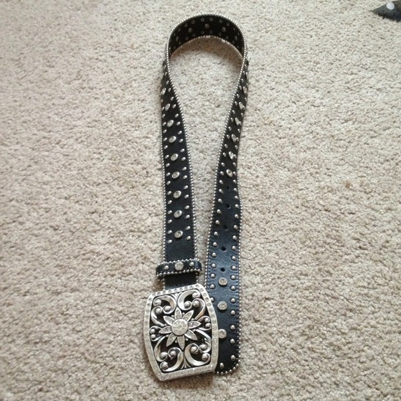 Leather rhinestone belt