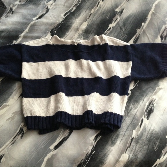 Navy blue stripped sweater