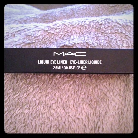 🚫SOLD🚫NIB MAC Liquid Eyeliner