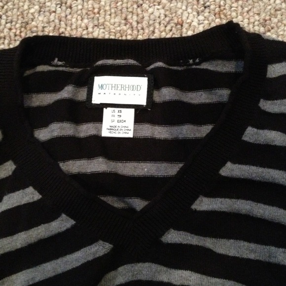 Motherhood Maternity Sweater - Picture 2 of 2