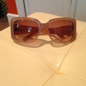 🔴RESERVED🔴Jimmy Choo sunglasses- Authentic!