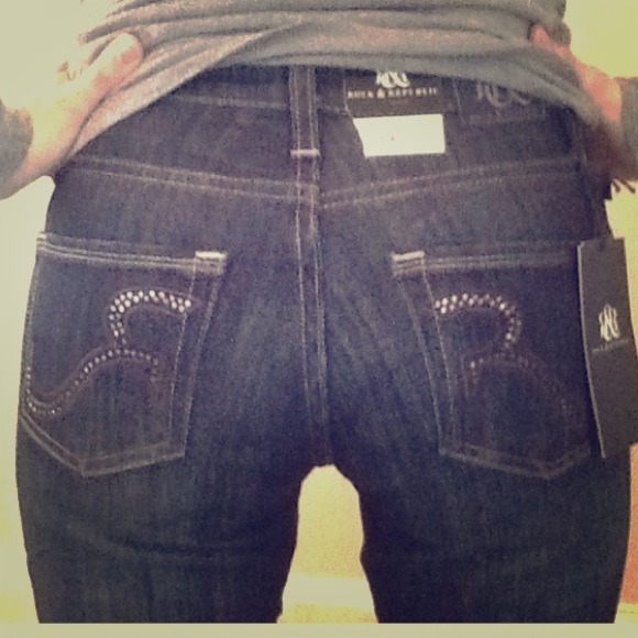 SOLD Rock & Republic Bootcut - Picture 1 of 4