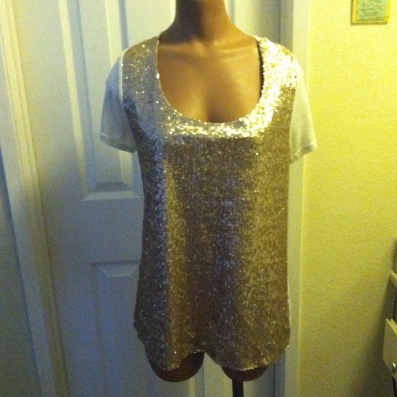 Tops - Gold Vanilla SeqTop + HK purse& purple top @kb2008