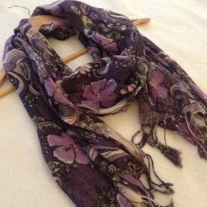 beautiful purple Scarf